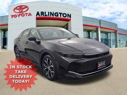 Used 2025 Toyota Crown XLE