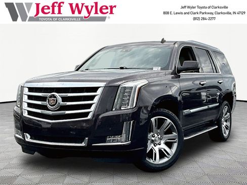 Used 2015 Cadillac Escalade Luxury RWD image 1