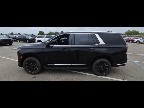 Used 2024 Cadillac Escalade Premium Luxury w/ Performance Package AWD/4WD image 7
