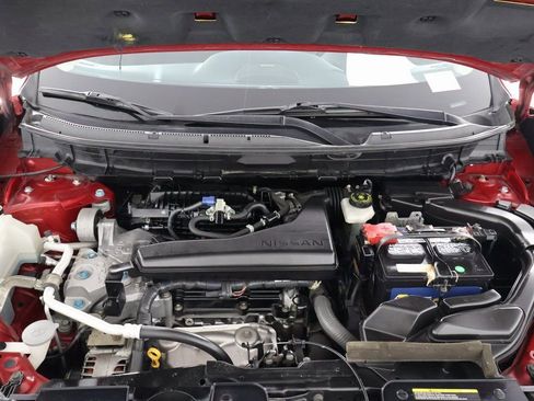 Used 2017 Nissan Rogue SV FWD image 15
