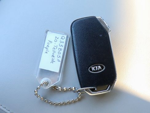 Used 2020 Kia Telluride EX image 34