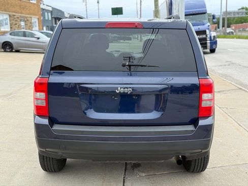 Used 2015 Jeep Patriot Sport w/ Power Value Group FWD image 8