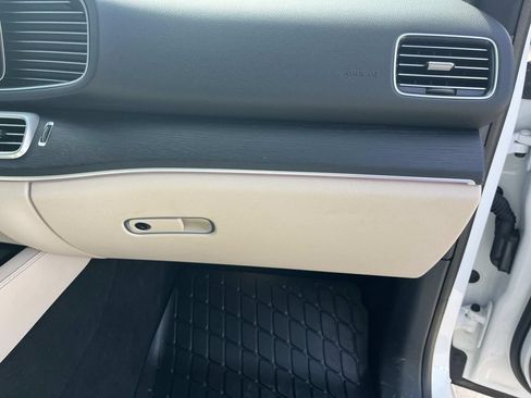 Used 2024 Mercedes-Benz GLE 350 4MATIC image 29
