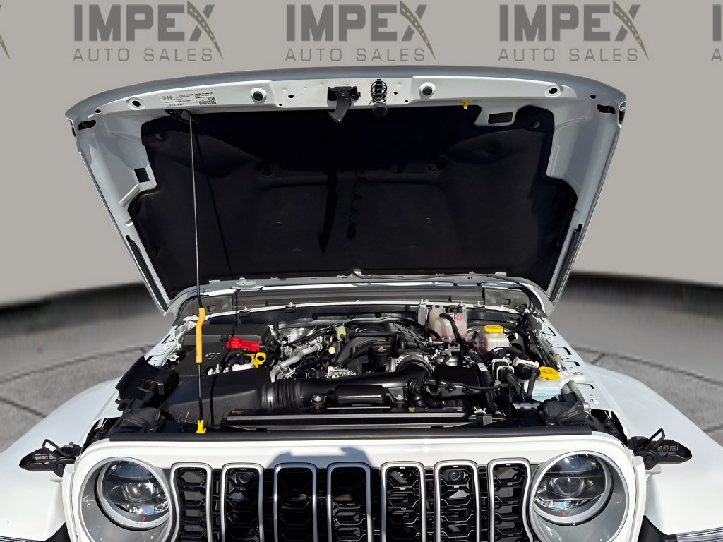 Used 2026 Jeep Wrangler Unlimited Sahara AWD/4WD image 27