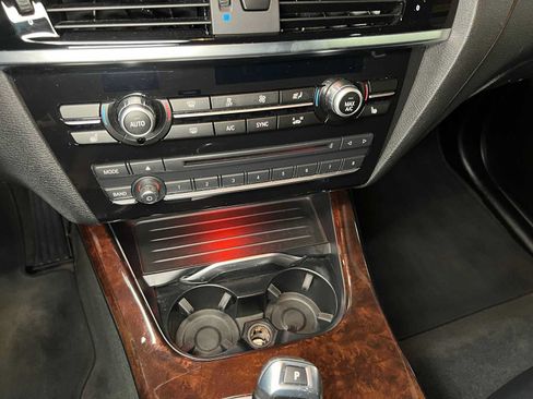 Used 2017 BMW X3 xDrive28i AWD/4WD image 36