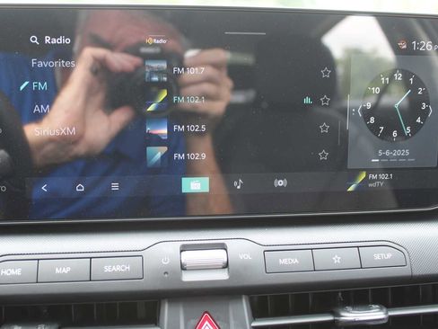 New 2025 Kia K4 EX image 38