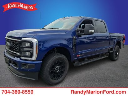 New 2026 Ford F250 Lariat w/ Black Appearance Package