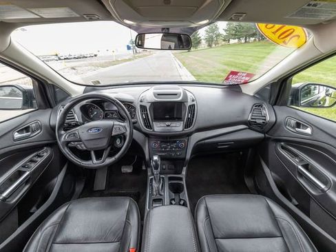 Used 2018 Ford Escape SEL FWD image 16