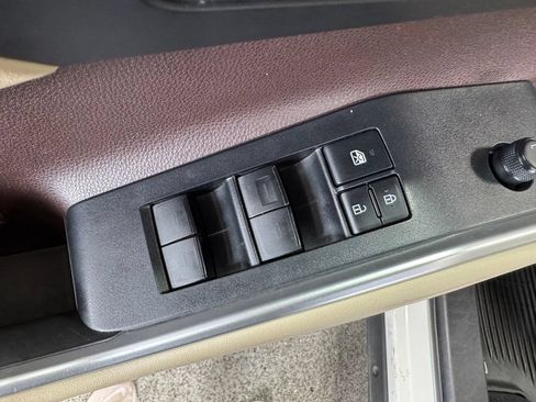 Used 2025 Toyota RAV4 XLE Premium w/ Weather Package AWD/4WD image 10