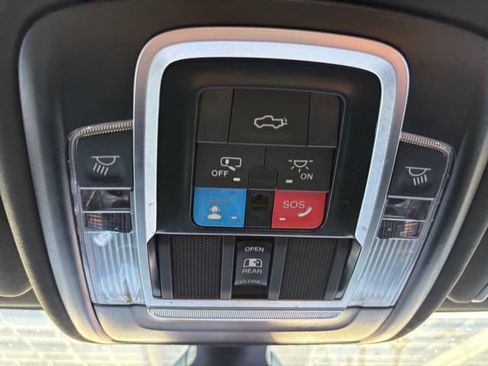 Used 2024 RAM 2500 Rebel w/ Towing Technology Group AWD/4WD image 8