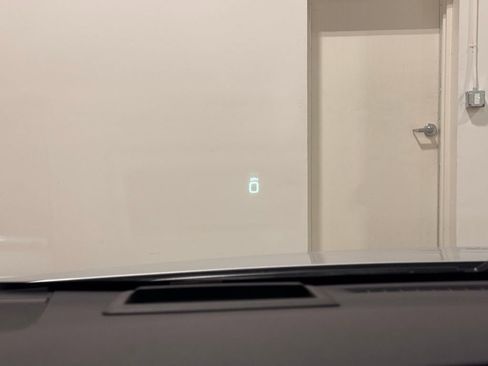 Used 2017 Toyota Prius Four w/ Premium Convenience Package image 19