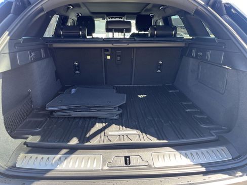 New 2026 Land Rover Range Rover Velar S image 27