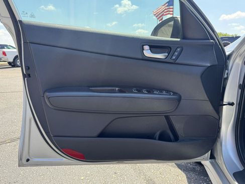 Used 2016 Kia Optima EX w/ Premium Package FWD image 12