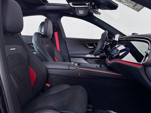 New 2026 Mercedes-Benz E 53 AMG e 4MATIC Sedan image 6