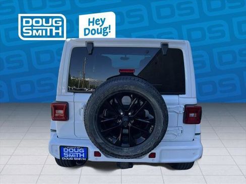 Certified 2021 Jeep Wrangler Unlimited Sahara AWD/4WD image 4