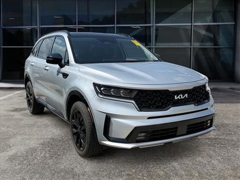 Used 2022 Kia Sorento SX AWD/4WD image 2