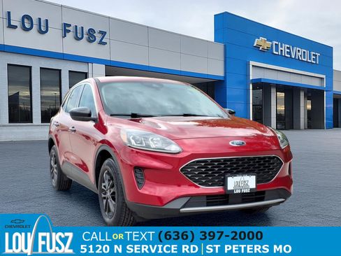 Used 2021 Ford Escape SE w/ Convenience Package AWD/4WD image 1