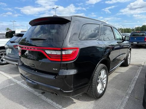 Used 2024 Dodge Durango GT AWD/4WD image 3