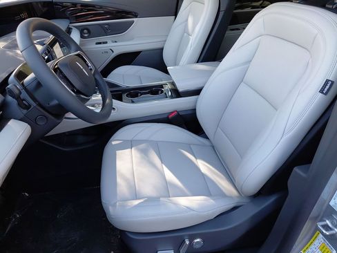 New 2026 Lincoln Nautilus Premier w/ Equipment Group 102A image 36