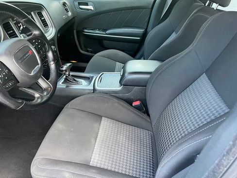 Used 2022 Dodge Charger GT RWD image 10