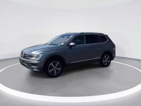 Used 2019 Volkswagen Tiguan SEL AWD/4WD image 4