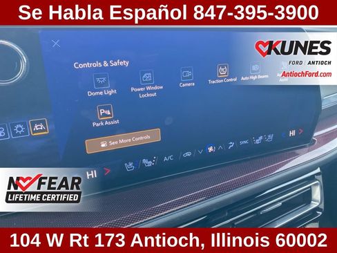 Used 2024 Chevrolet Traverse RS AWD/4WD image 43