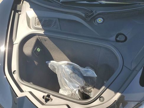 Certified 2020 Chevrolet Corvette Stingray Preferred Cpe w/ 2LT Preferred Equipment Group RWD image 8