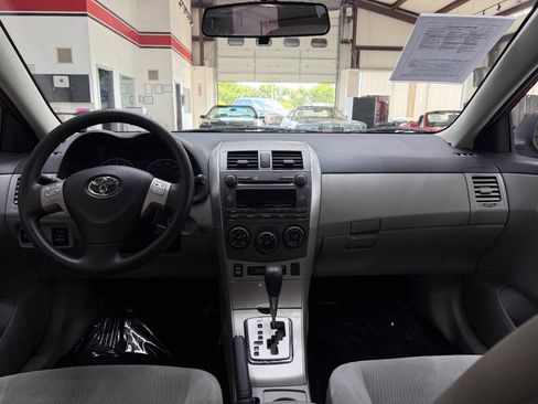 Used 2011 Toyota Corolla LE FWD image 20