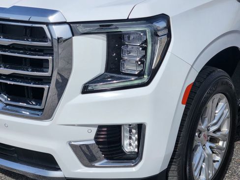 Used 2024 GMC Yukon XL SLT image 10