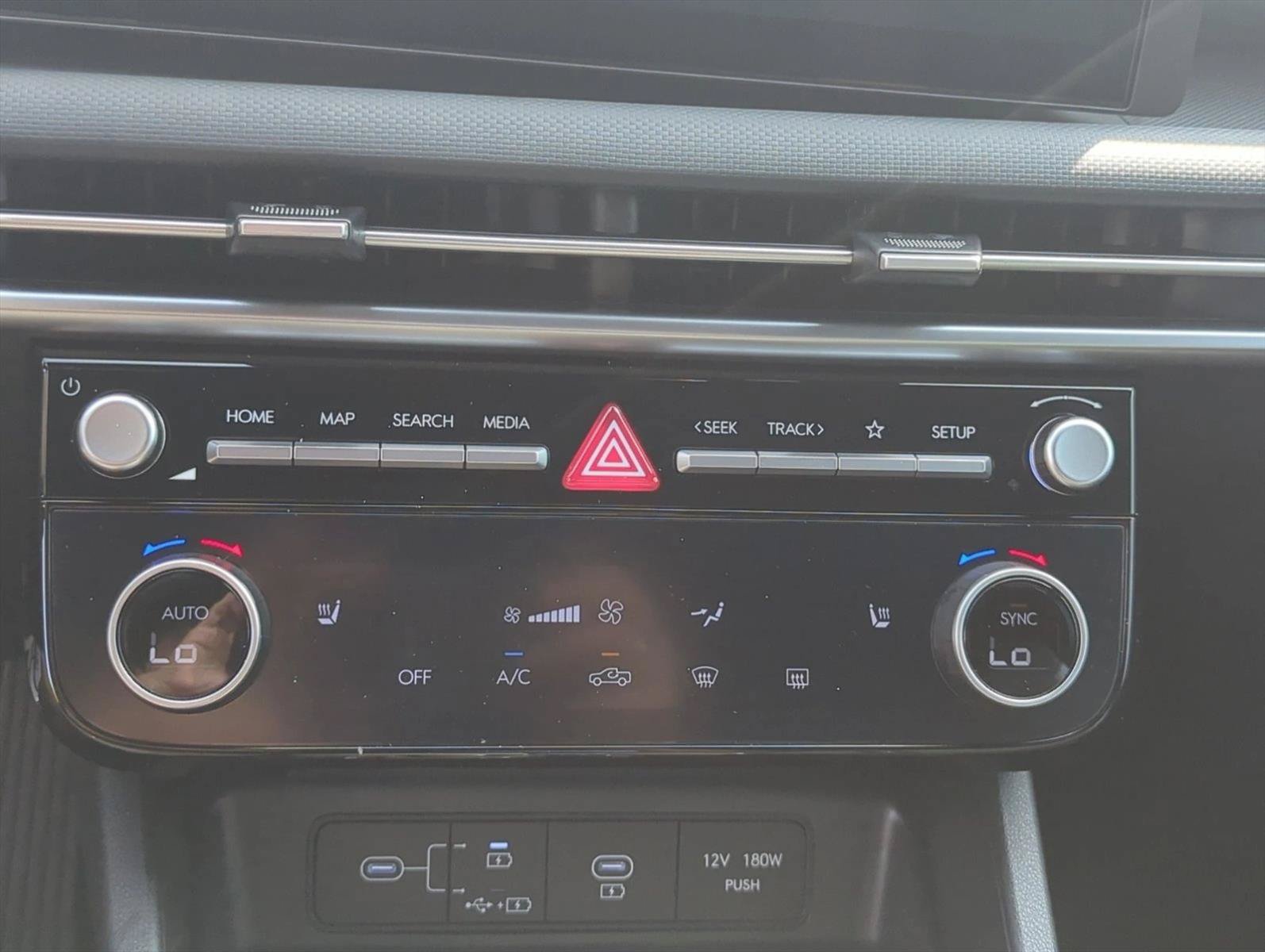 New 2026 Hyundai Tucson Limited FWD image 22