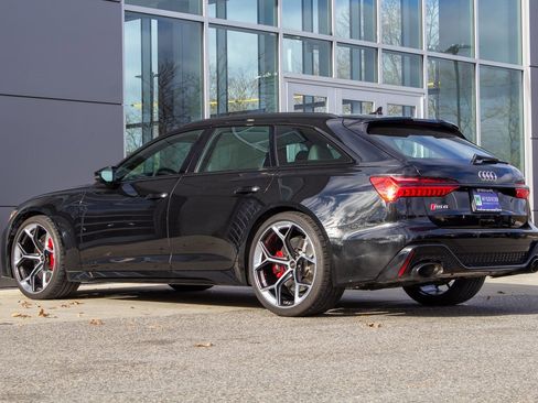 Used 2025 Audi RS 6 performance image 8