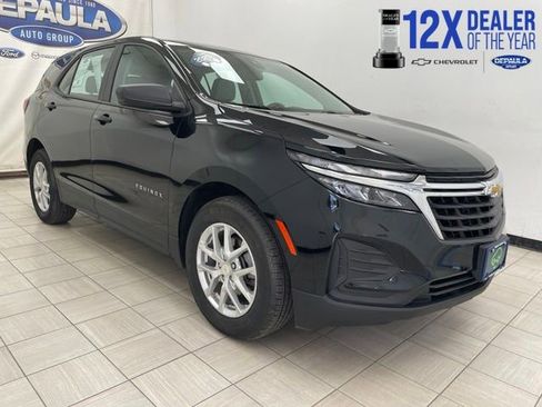 Certified 2023 Chevrolet Equinox LS w/ LPO, Floor Liner Package FWD image 1