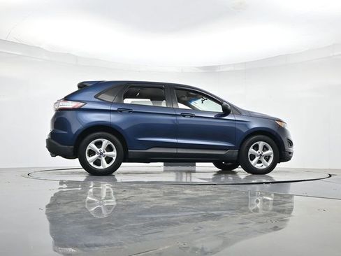 Used 2017 Ford Edge SE FWD image 30