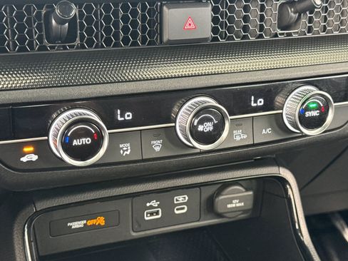 Used 2025 Honda CR-V Sport-L image 18
