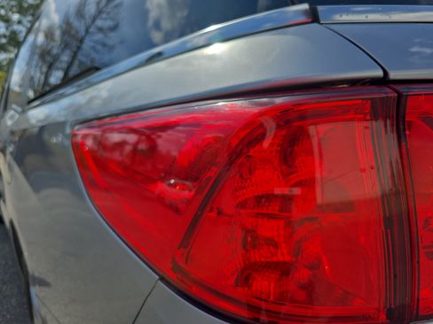 Used 2019 Honda Odyssey EX-L image 37