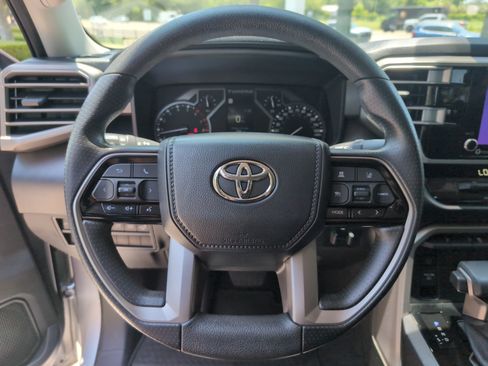 Used 2023 Toyota Tundra SR5 w/ SR5 Convenience Package AWD/4WD image 18