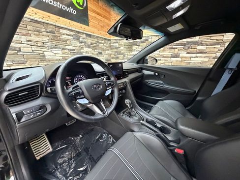 Used 2022 Hyundai Veloster N image 10