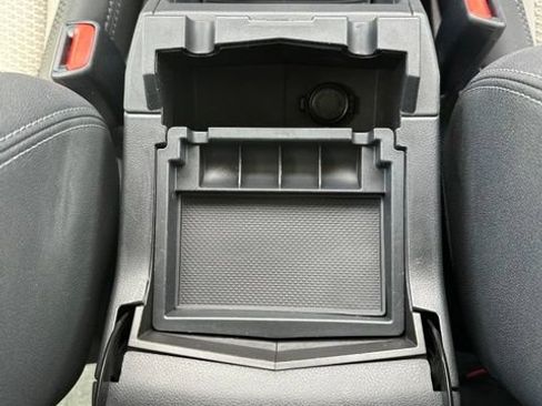 Used 2020 Subaru Forester Premium AWD/4WD image 40