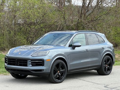 New 2026 Porsche Cayenne AWD/4WD image 1