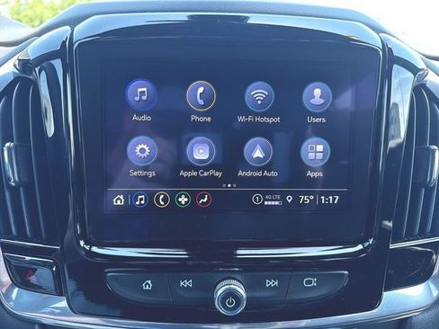 Used 2023 Chevrolet Traverse LT AWD/4WD image 13