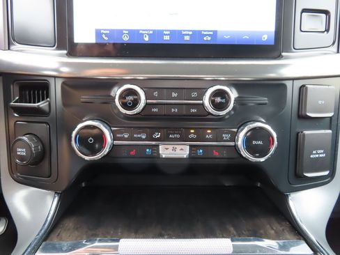 Used 2023 Ford F150 Lariat image 24