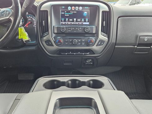 Used 2018 Chevrolet Silverado 1500 LTZ AWD/4WD image 10