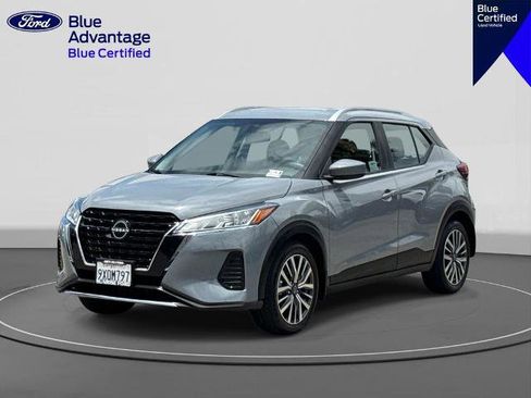 Used 2024 Nissan Kicks SV FWD image 1