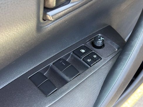 Used 2025 Toyota Corolla LE FWD image 20