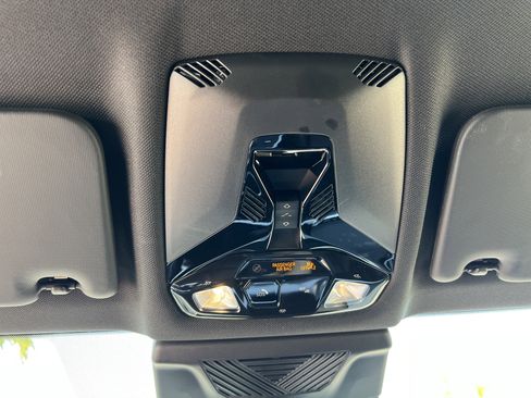 Used 2025 BMW X1 xDrive28i image 38