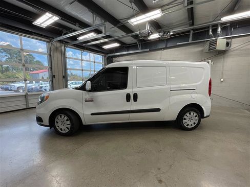 Used 2020 RAM ProMaster City Tradesman SLT FWD image 2