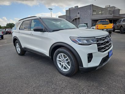 New 2026 Ford Explorer Active w/ Active Comfort Package