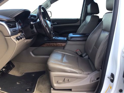 Used 2019 Chevrolet Tahoe Premier image 9