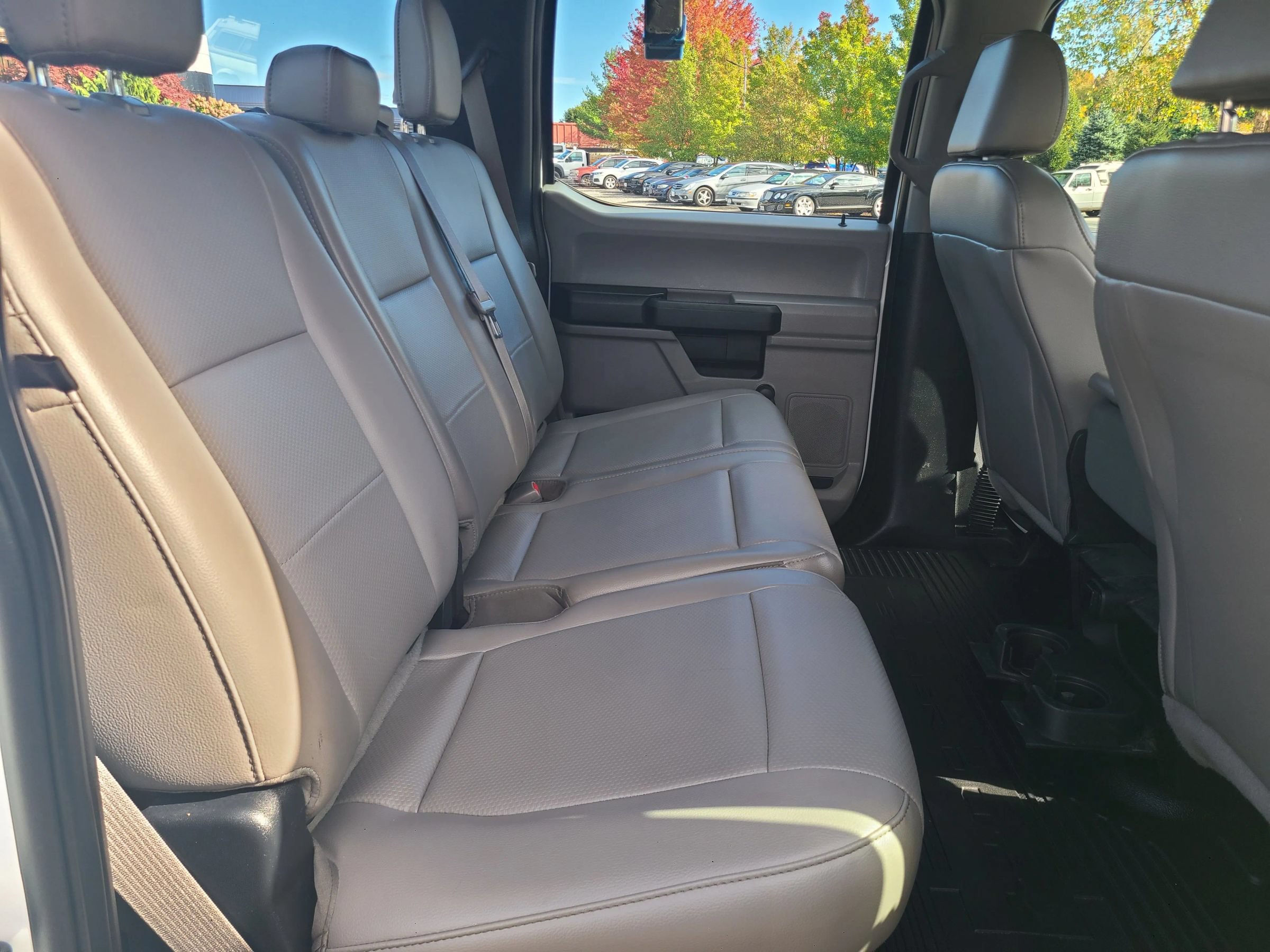 Used 2017 Ford F350 XL w/ Snow Plow/Camper Package AWD/4WD image 31
