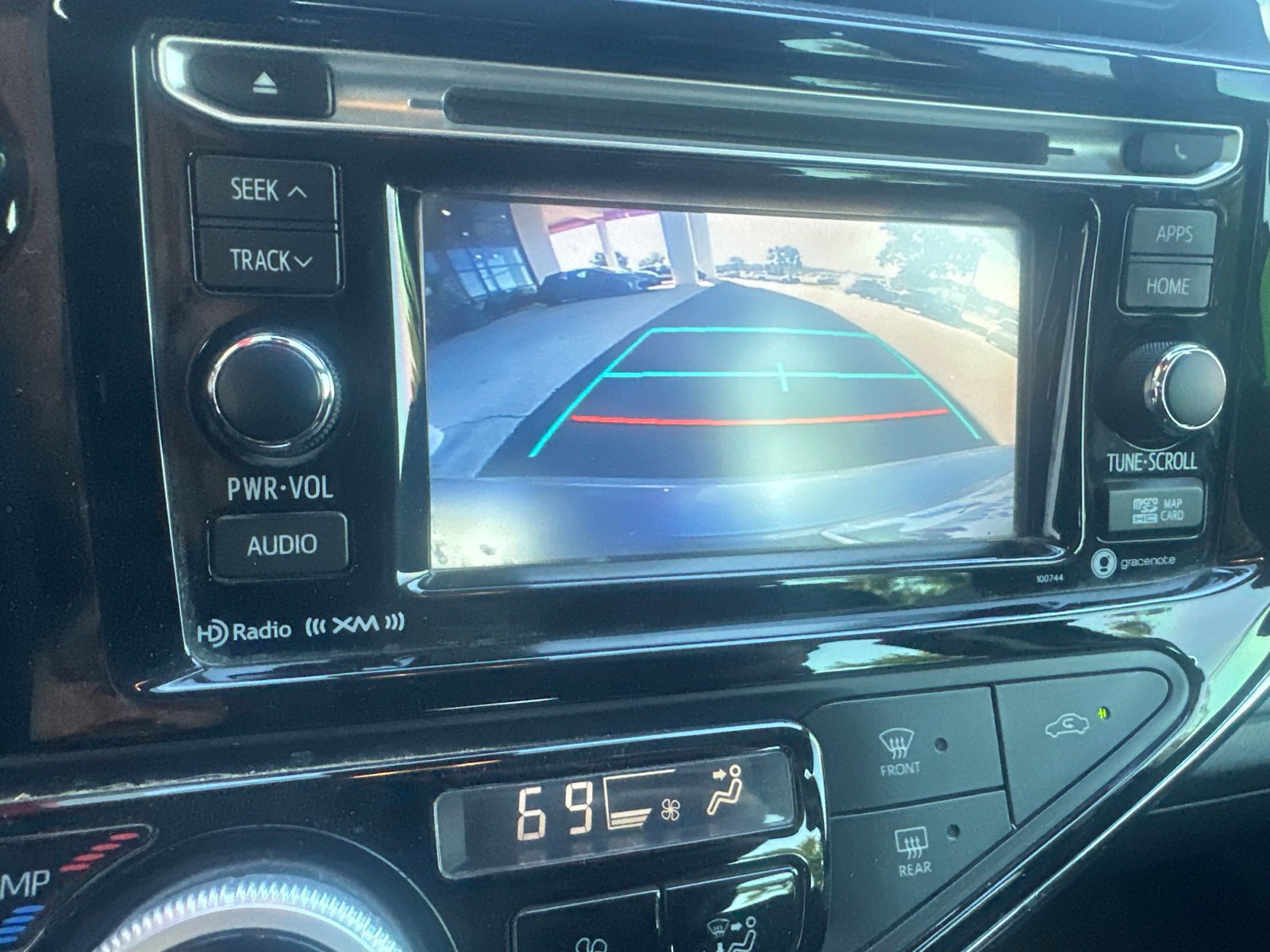 Used 2018 Toyota Prius C Three FWD image 12